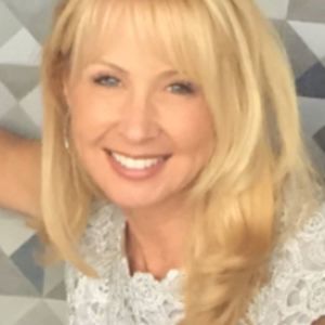 Meet your Posher, Tina